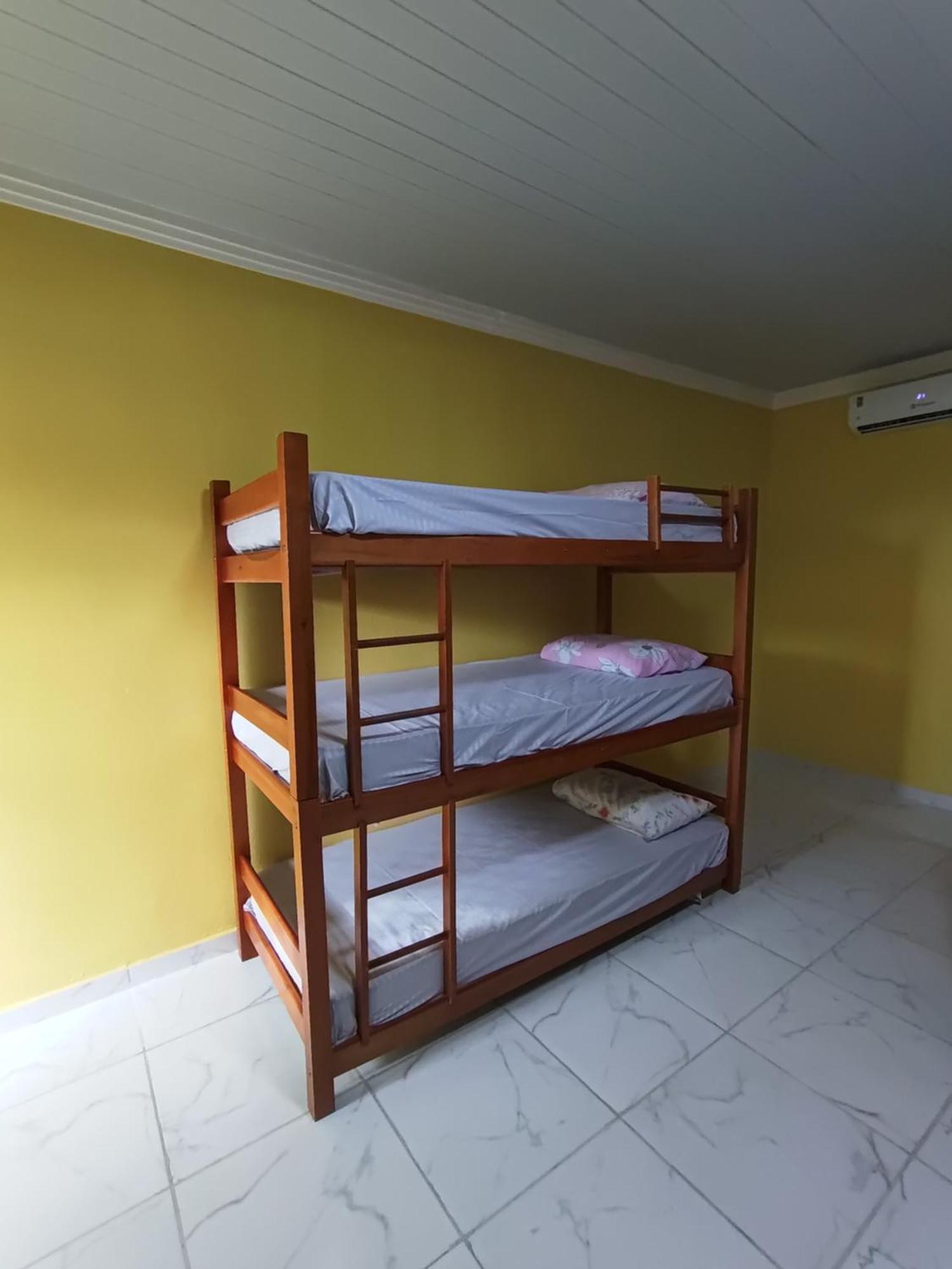 Paraiso Beach Hostel E Pousada 桑塔克鲁茨卡巴利亚 外观 照片